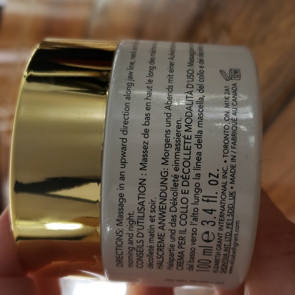 BEAUTY BUNDLE 💕 - Picture 5 of 6